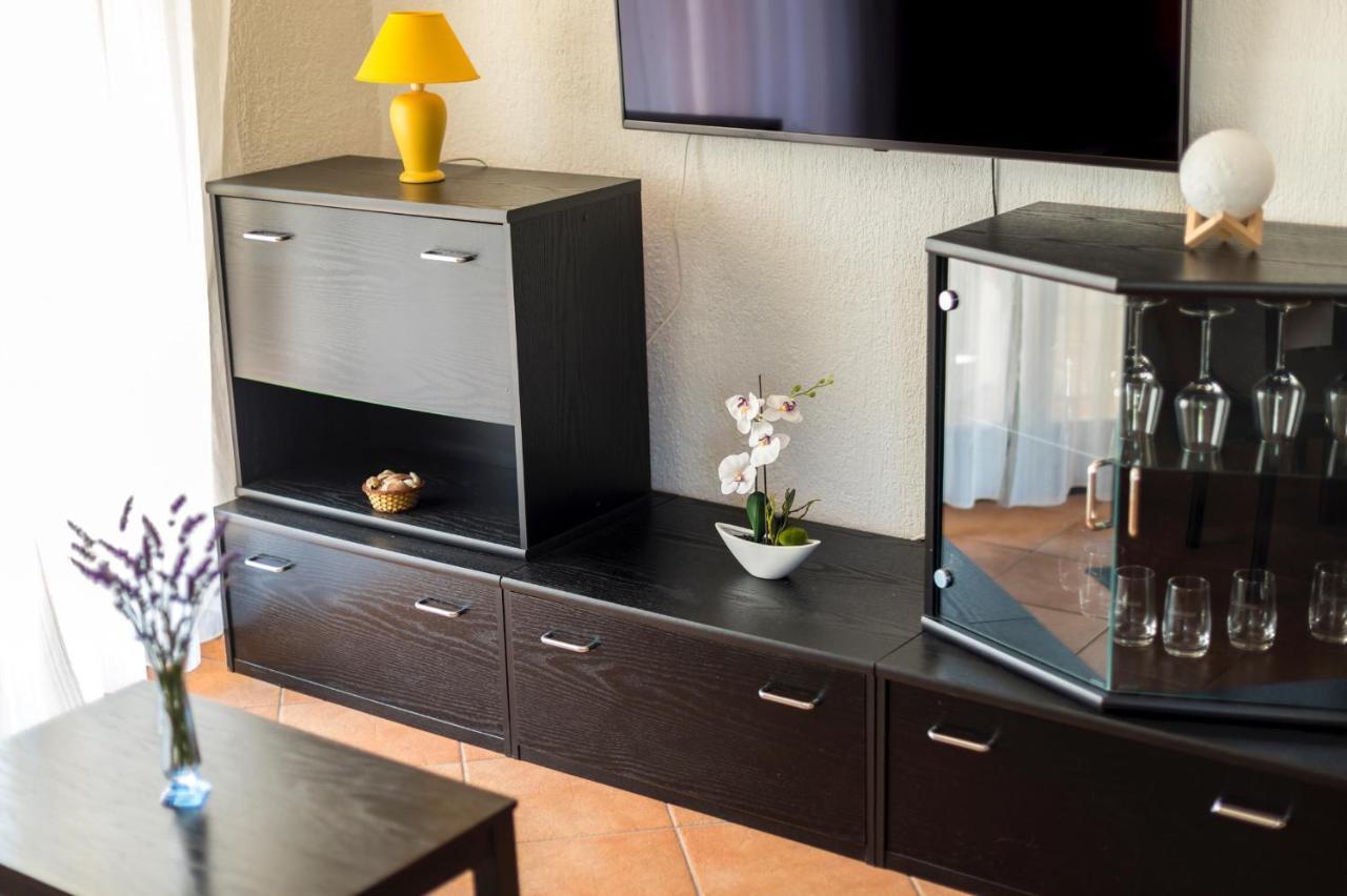 Apartment Maui Малинська Екстер'єр фото